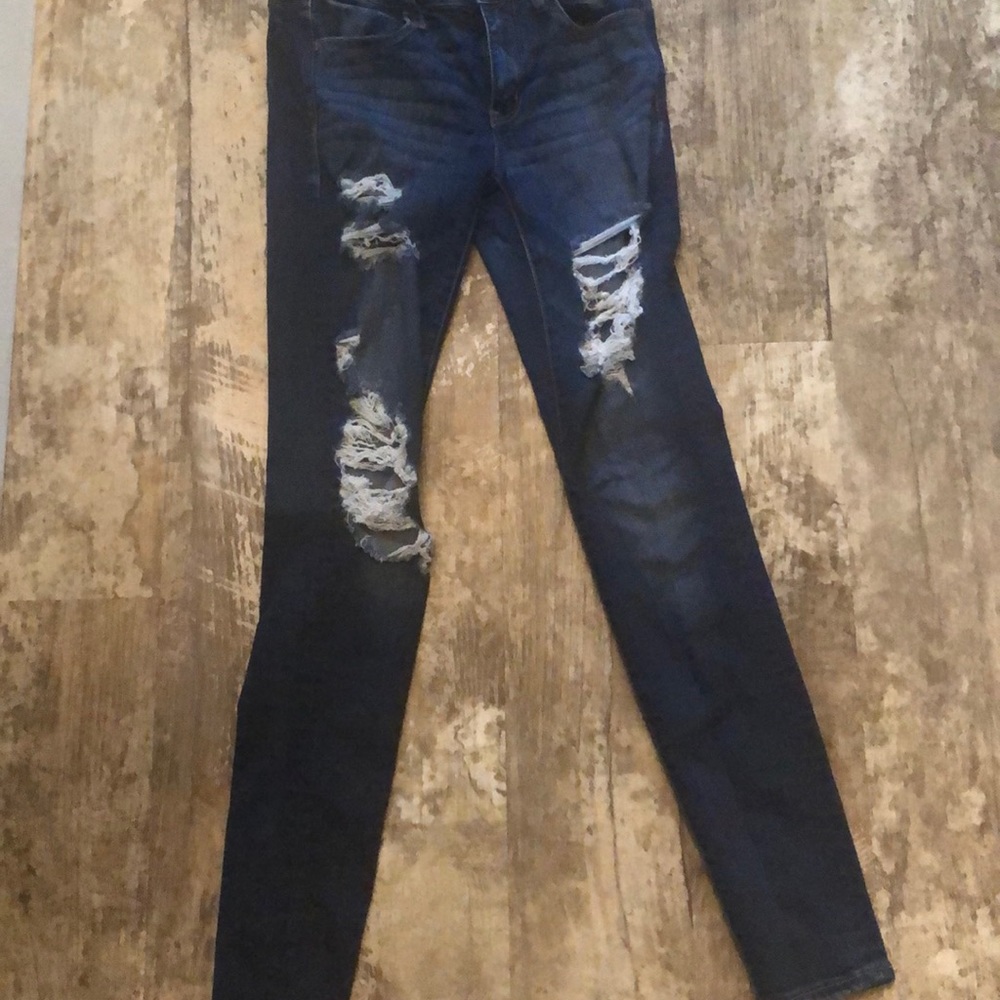 American Eagle Ripped jeans
